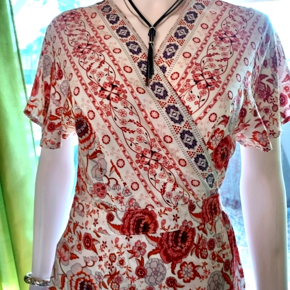 Zesica Dresses & Skirts - Flowered Prairie Wrap Dress by Zesica: Size L. NWT.